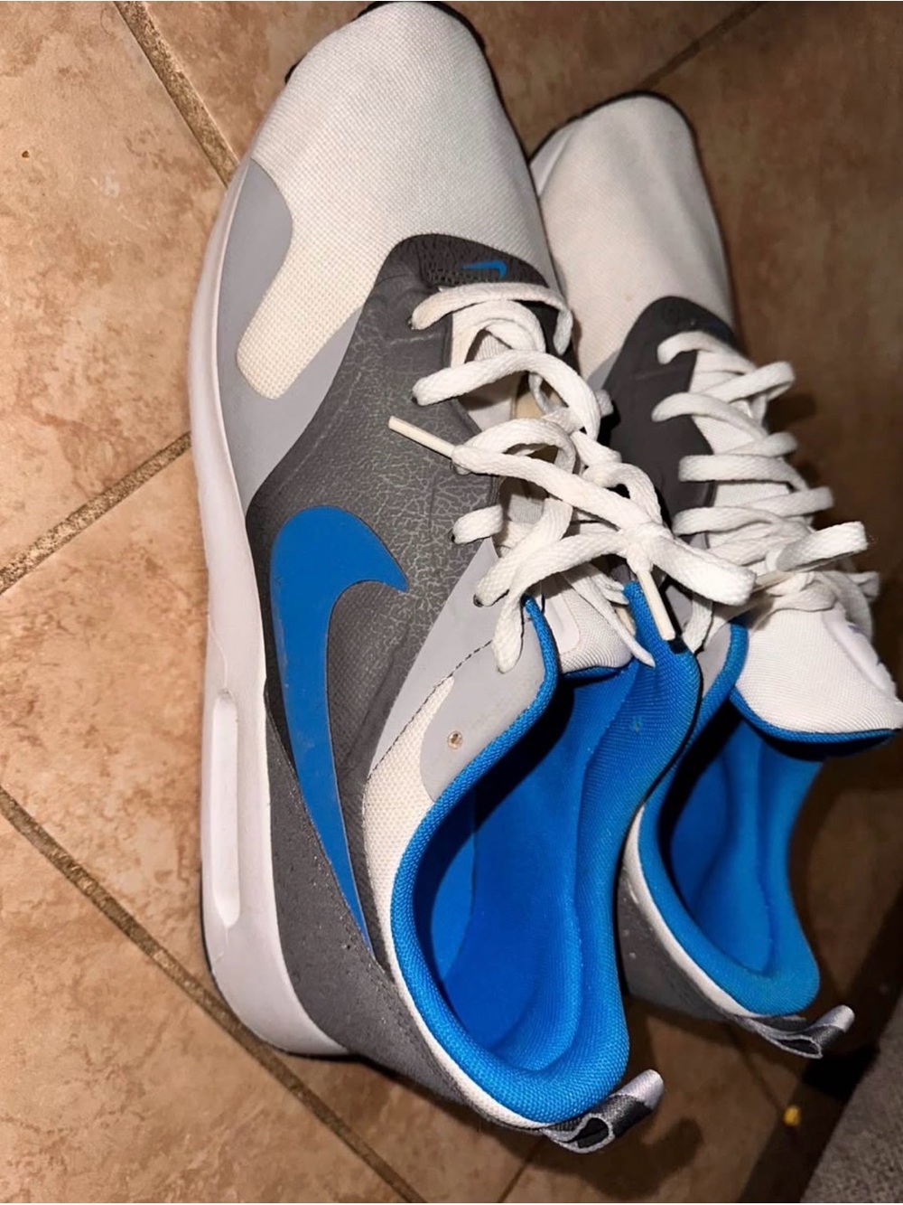 Nike Men’s Air Max Athletic Sneakers - White, Black & Blue - Picture 4 of 5